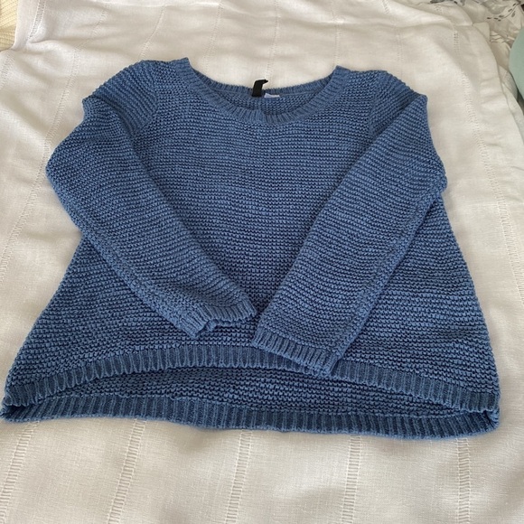 Sky blue Divided H&M sweater. - Picture 10 of 12